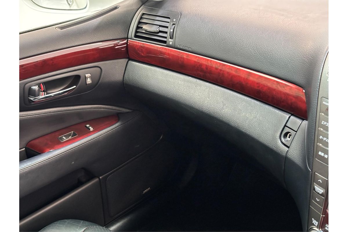 2007 Lexus LS600H Version S UVF455