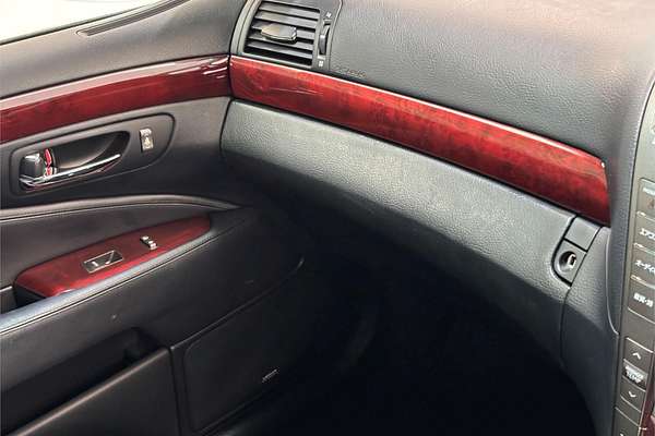 2007 Lexus LS600H Version S UVF455