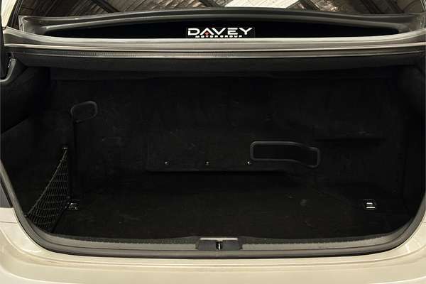 2007 Lexus LS600H Version S UVF455