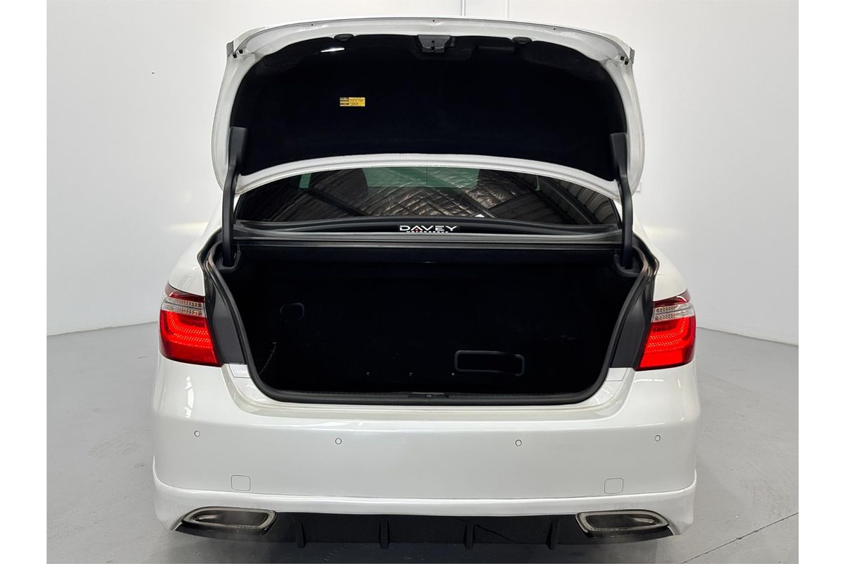 2007 Lexus LS600H Version S UVF455