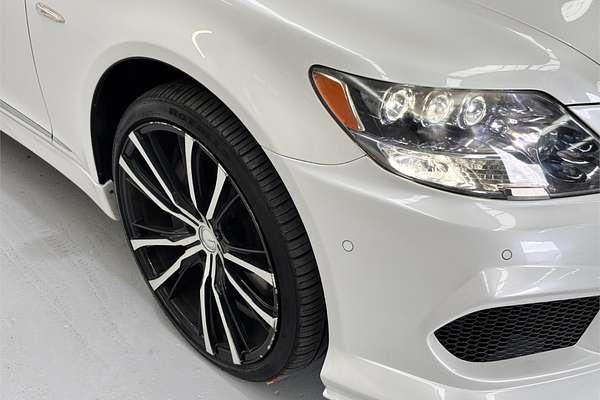 2007 Lexus LS600H Version S UVF455