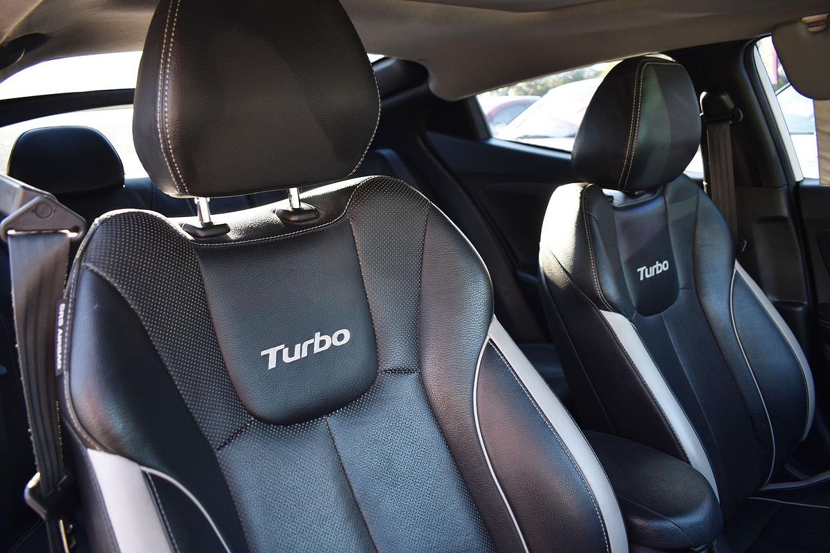 2013 Hyundai Veloster SR Turbo FS3