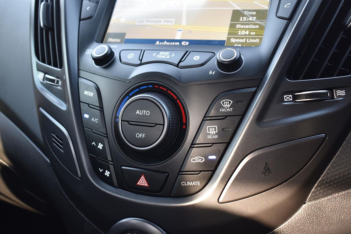 2013 Hyundai Veloster SR Turbo FS3