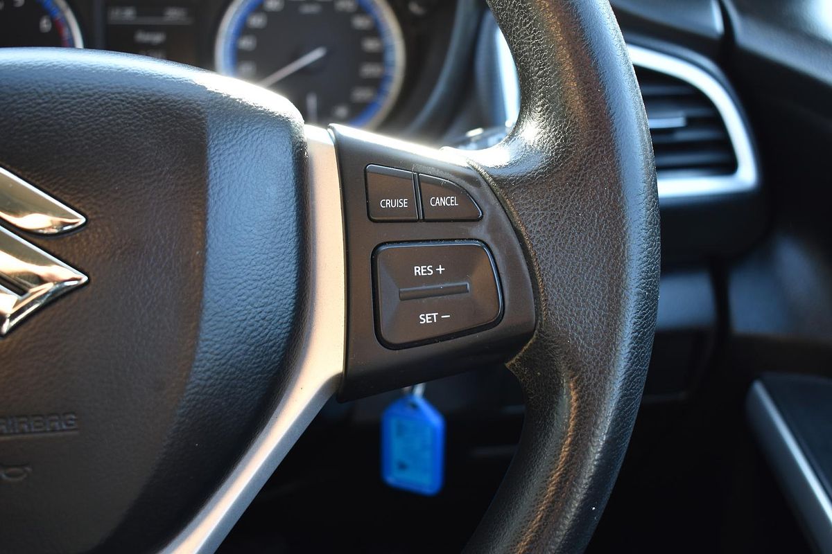2014 Suzuki S-Cross GL JY