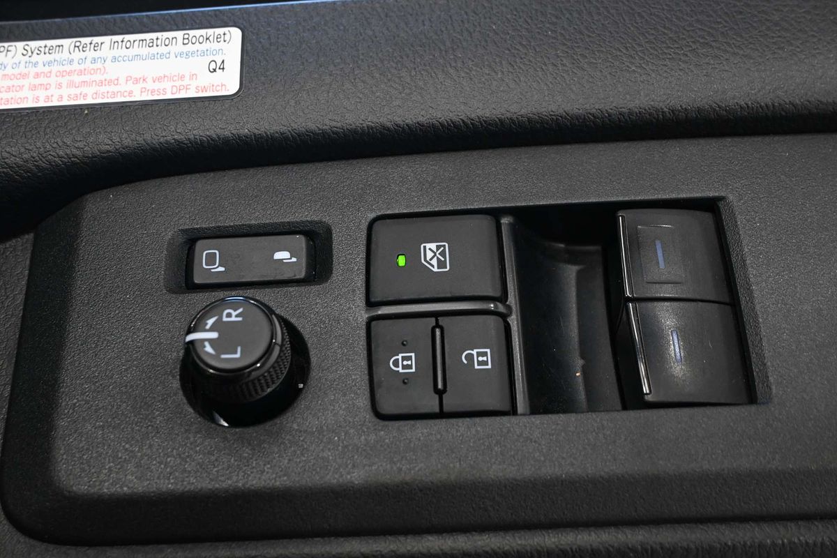 2024 Toyota Hiace GDH300R LWB