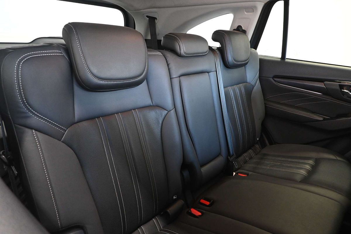 2023 Isuzu MU-X LS-T