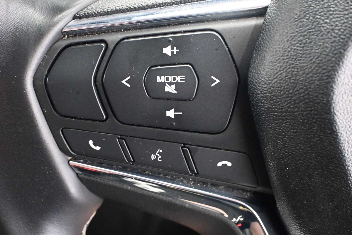2023 Isuzu MU-X LS-T