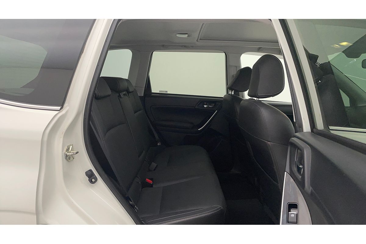 2016 Subaru Forester 2.5i-S S4