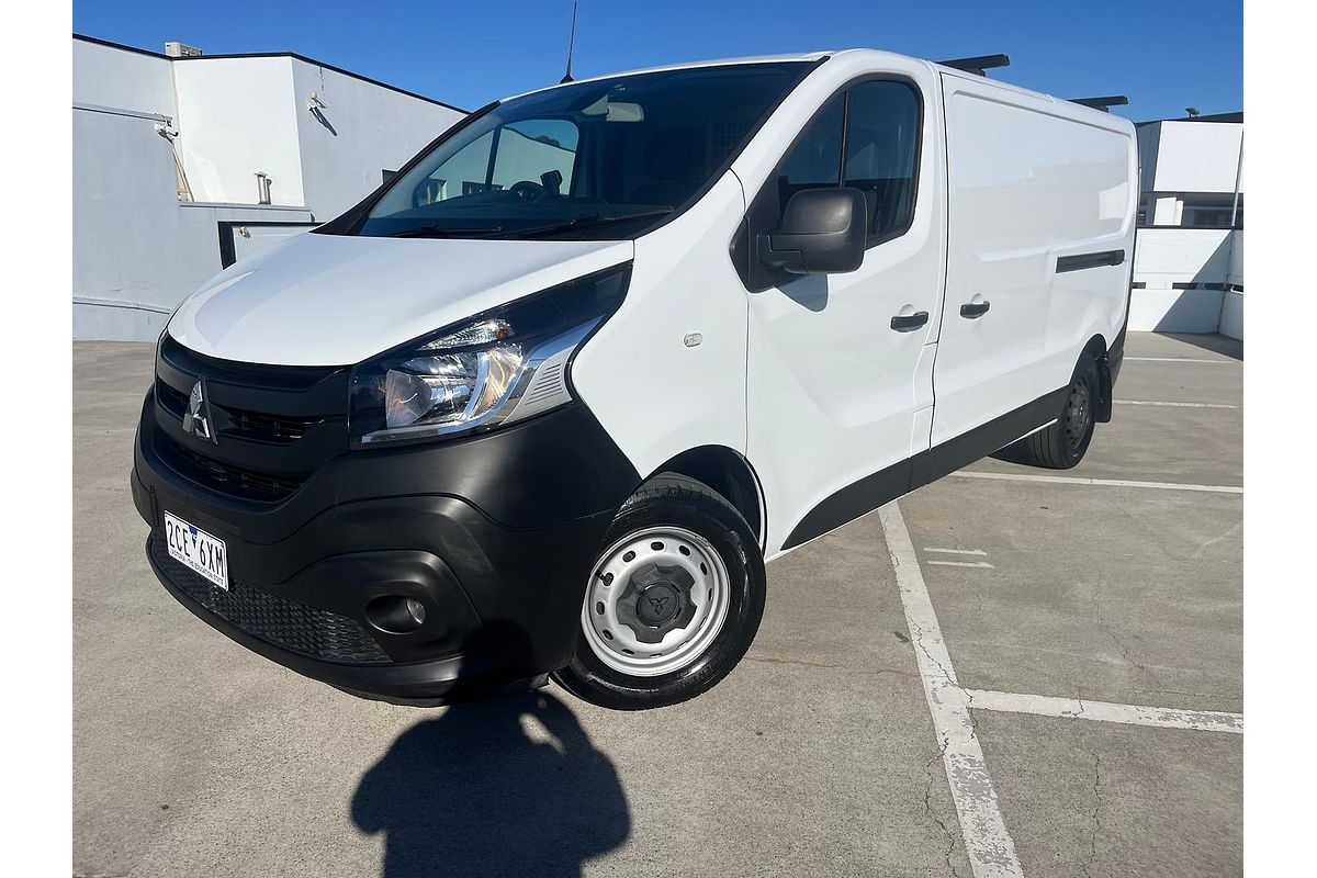 2020 Mitsubishi Express GLX SN LWB