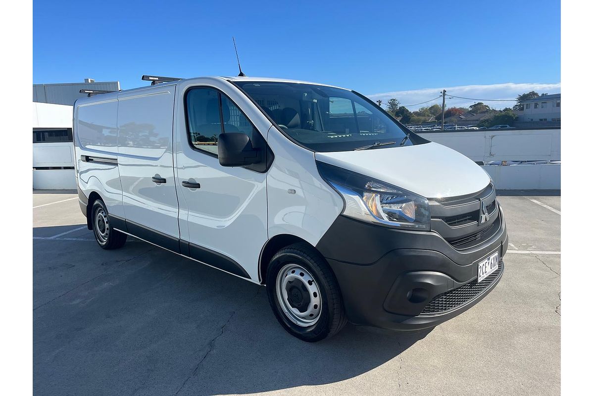 2020 Mitsubishi Express GLX SN LWB