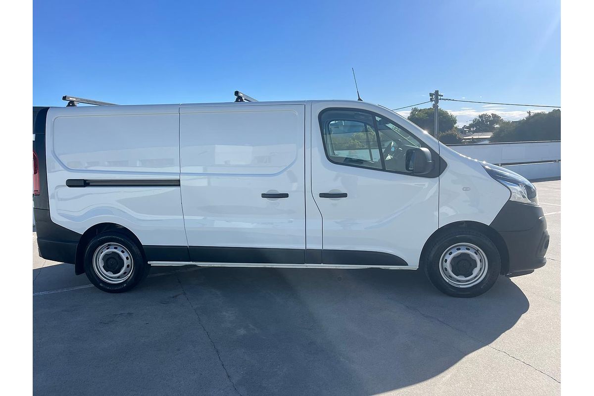 2020 Mitsubishi Express GLX SN LWB