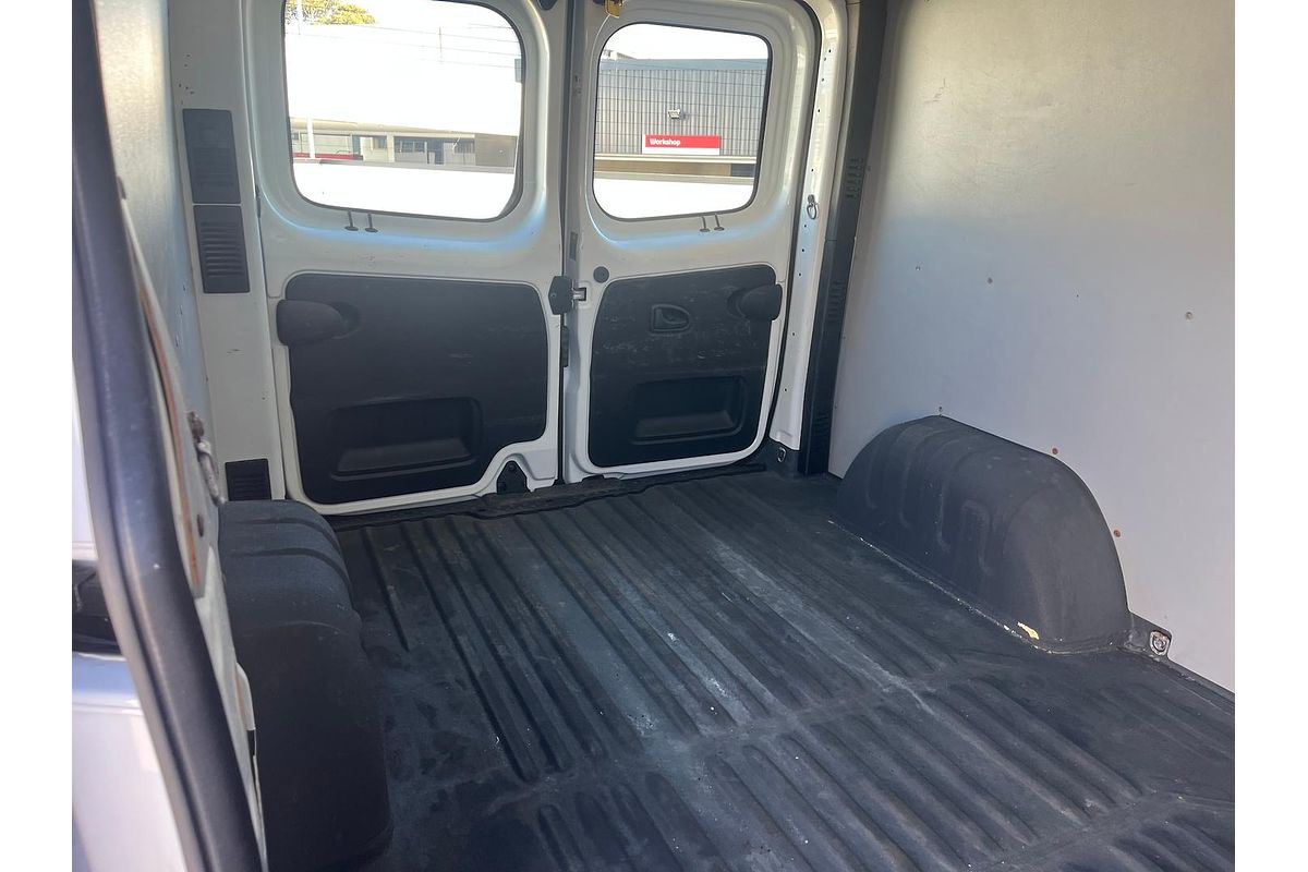 2020 Mitsubishi Express GLX SN LWB