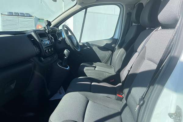 2020 Mitsubishi Express GLX SN LWB