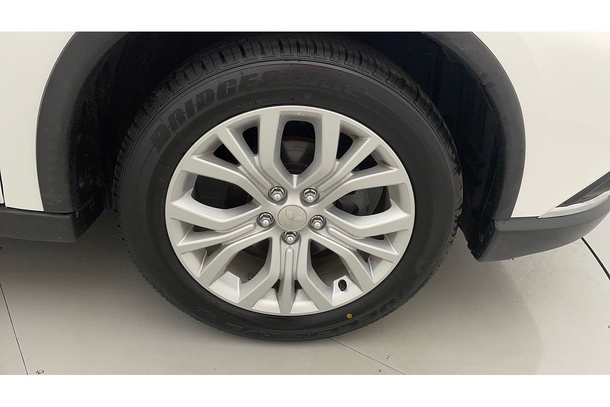 2020 Mitsubishi Outlander ES ADAS ZL