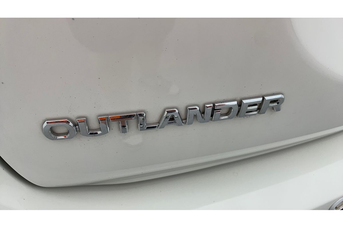 2020 Mitsubishi Outlander ES ADAS ZL