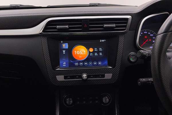 2019 MG ZS Essence AZS1