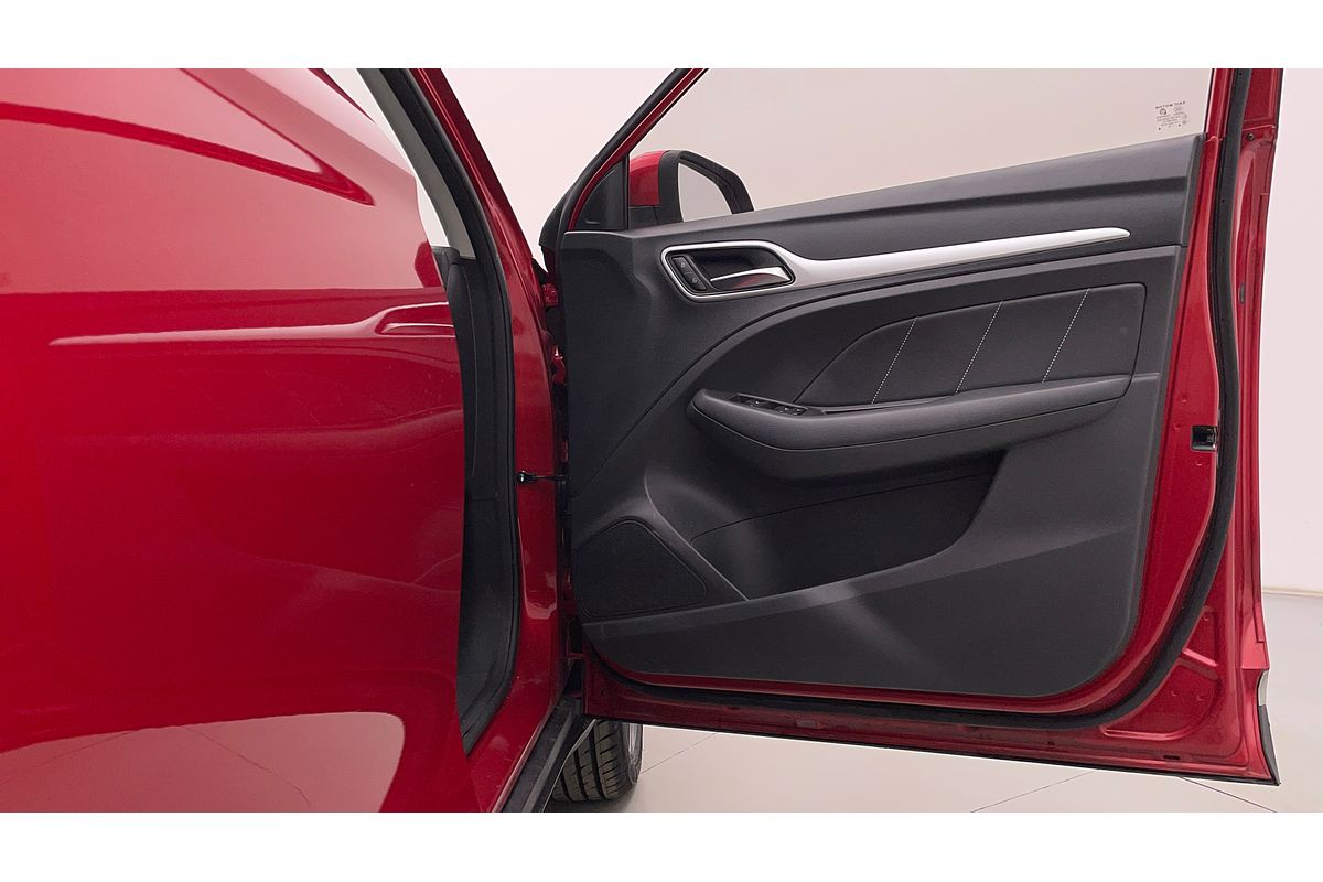 2019 MG ZS Essence AZS1