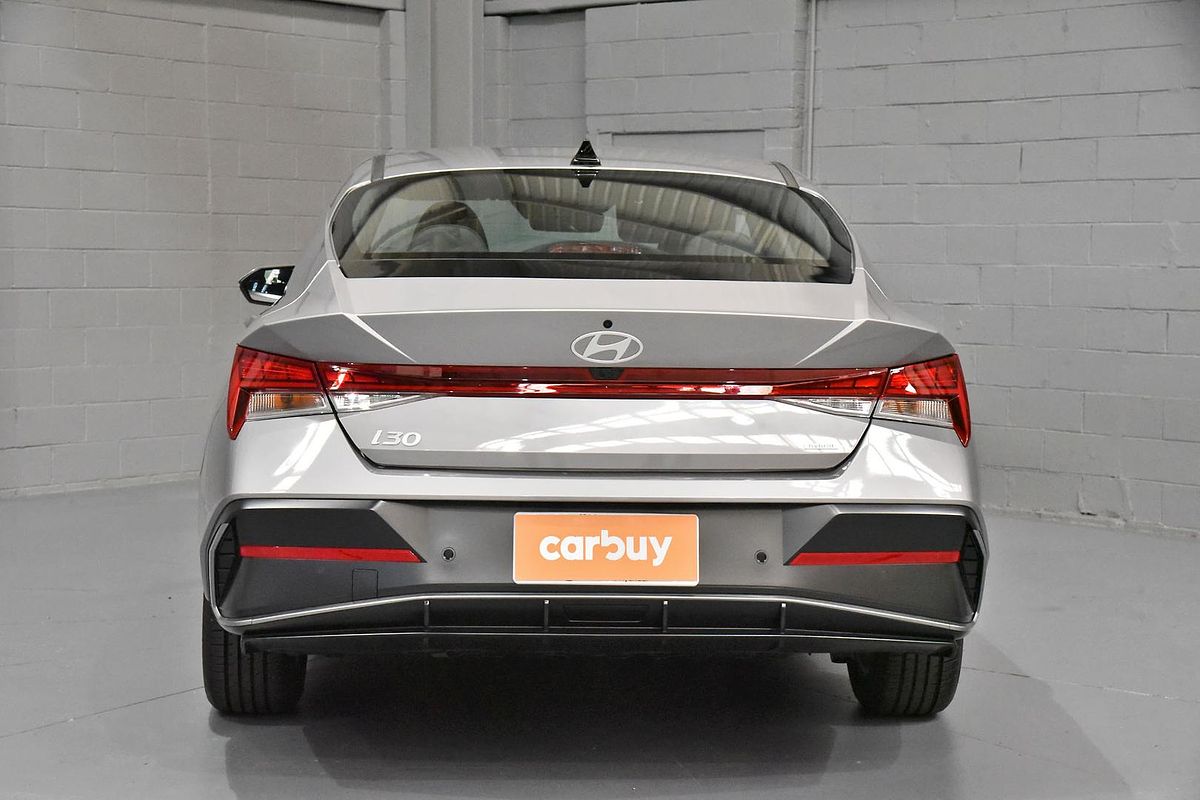 2024 Hyundai i30 Elite Hybrid CN7.V2