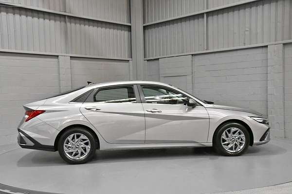2024 Hyundai i30 Elite Hybrid CN7.V2
