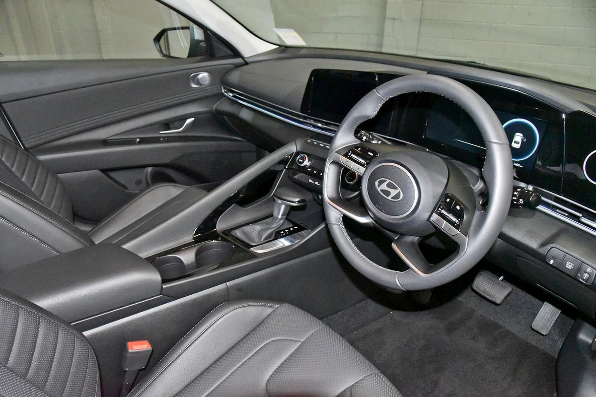 2024 Hyundai i30 Elite Hybrid CN7.V2