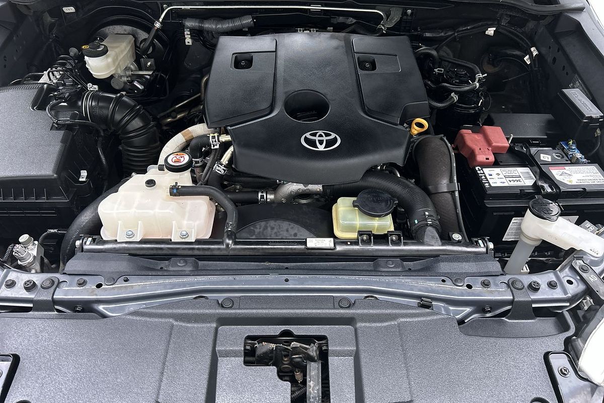 2019 Toyota Hilux SR GUN126R 4X4
