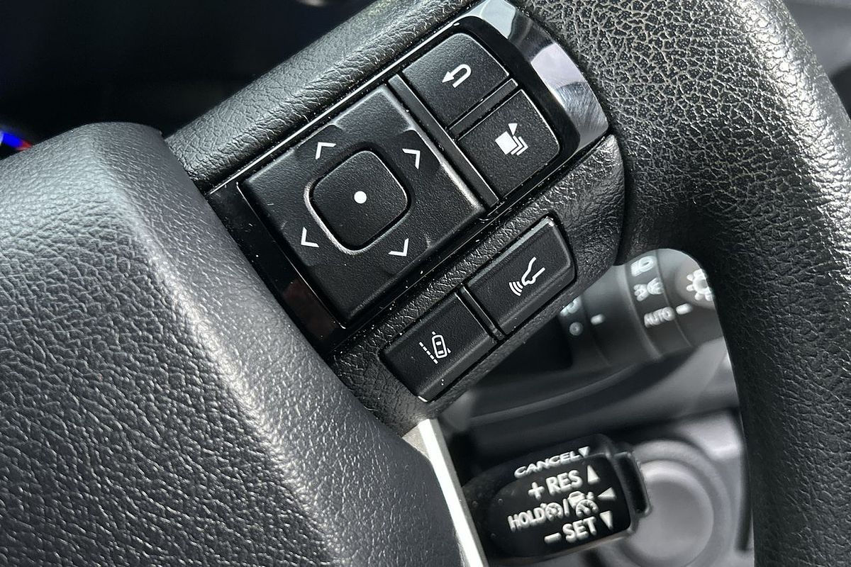 2019 Toyota Hilux SR GUN126R 4X4
