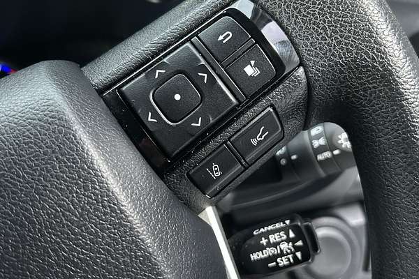 2019 Toyota Hilux SR GUN126R 4X4