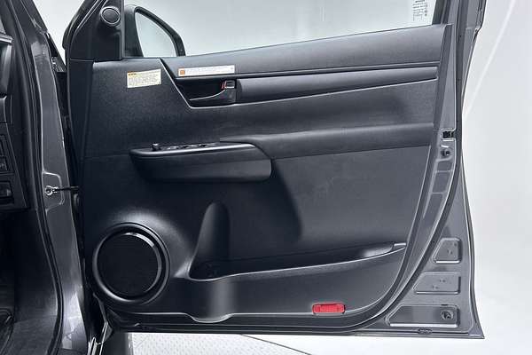 2019 Toyota Hilux SR GUN126R 4X4