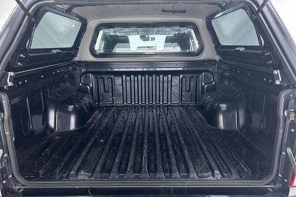 2019 Toyota Hilux SR GUN126R 4X4
