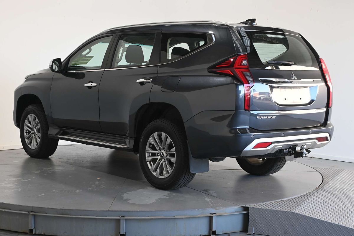 2022 Mitsubishi Pajero Sport GLX QF