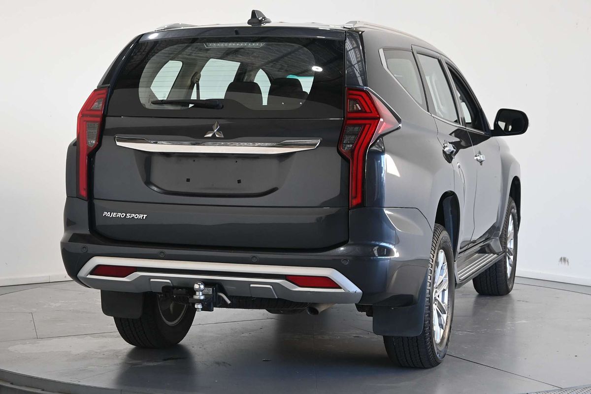 2022 Mitsubishi Pajero Sport GLX QF