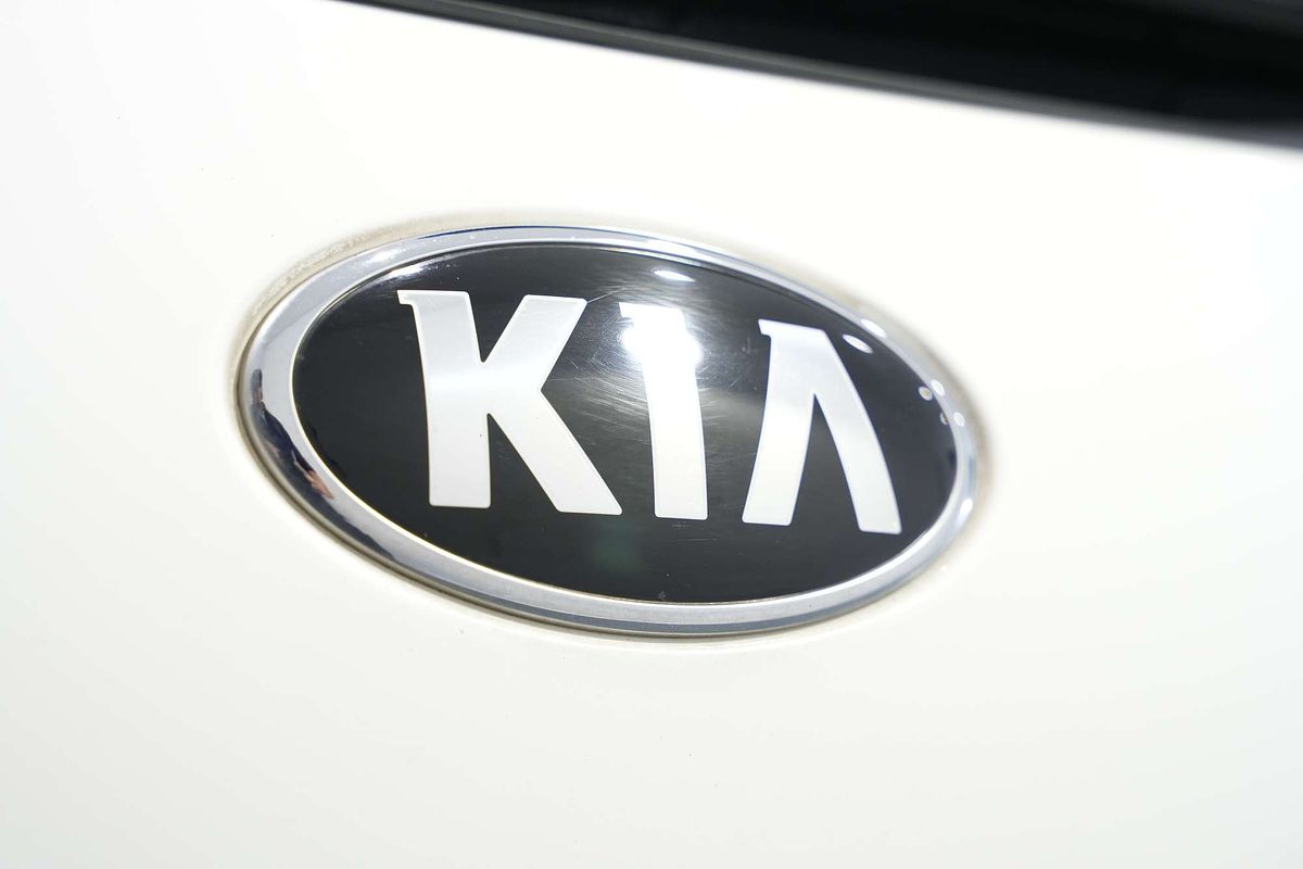 2018 Kia Sorento SLi UM