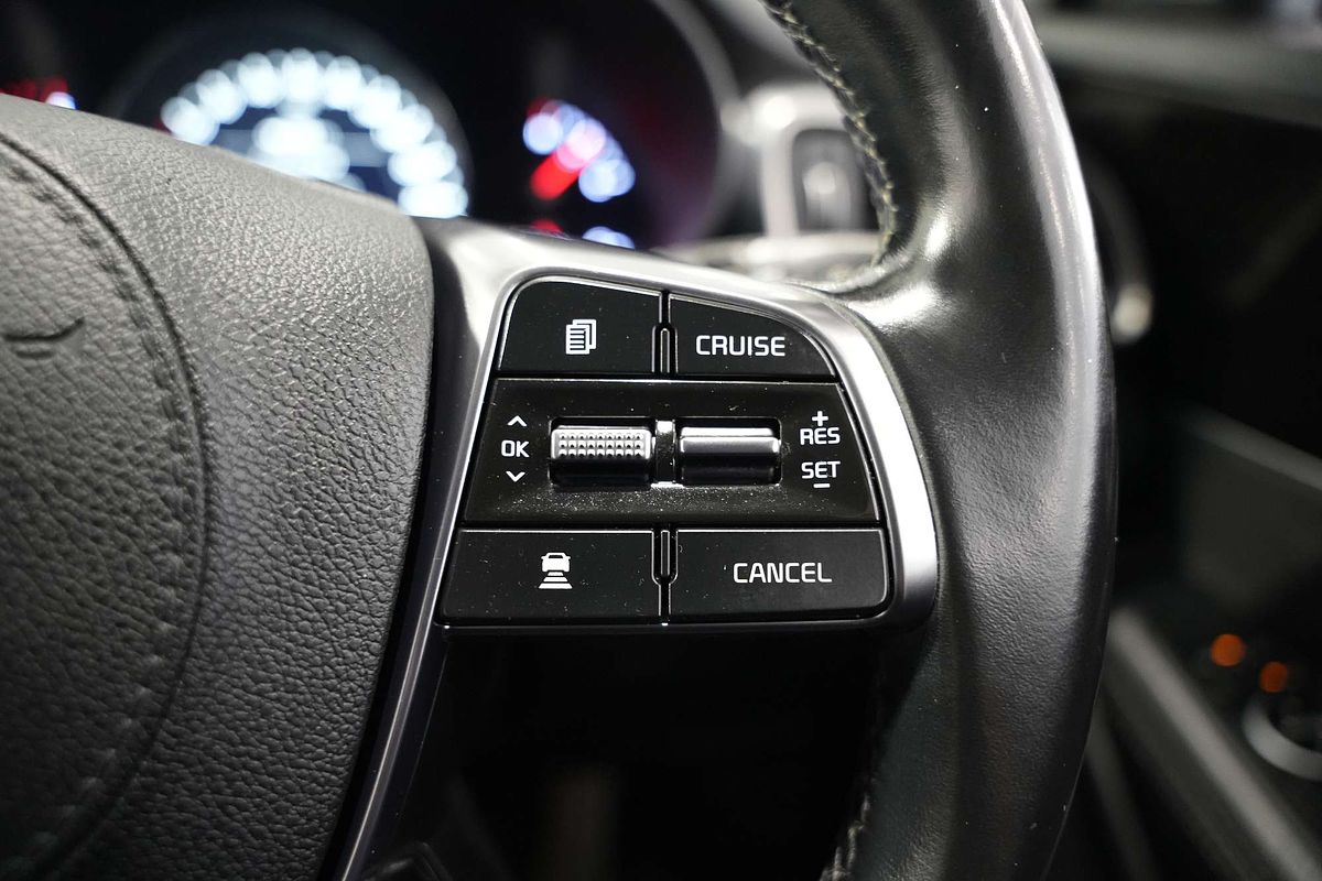 2018 Kia Sorento SLi UM