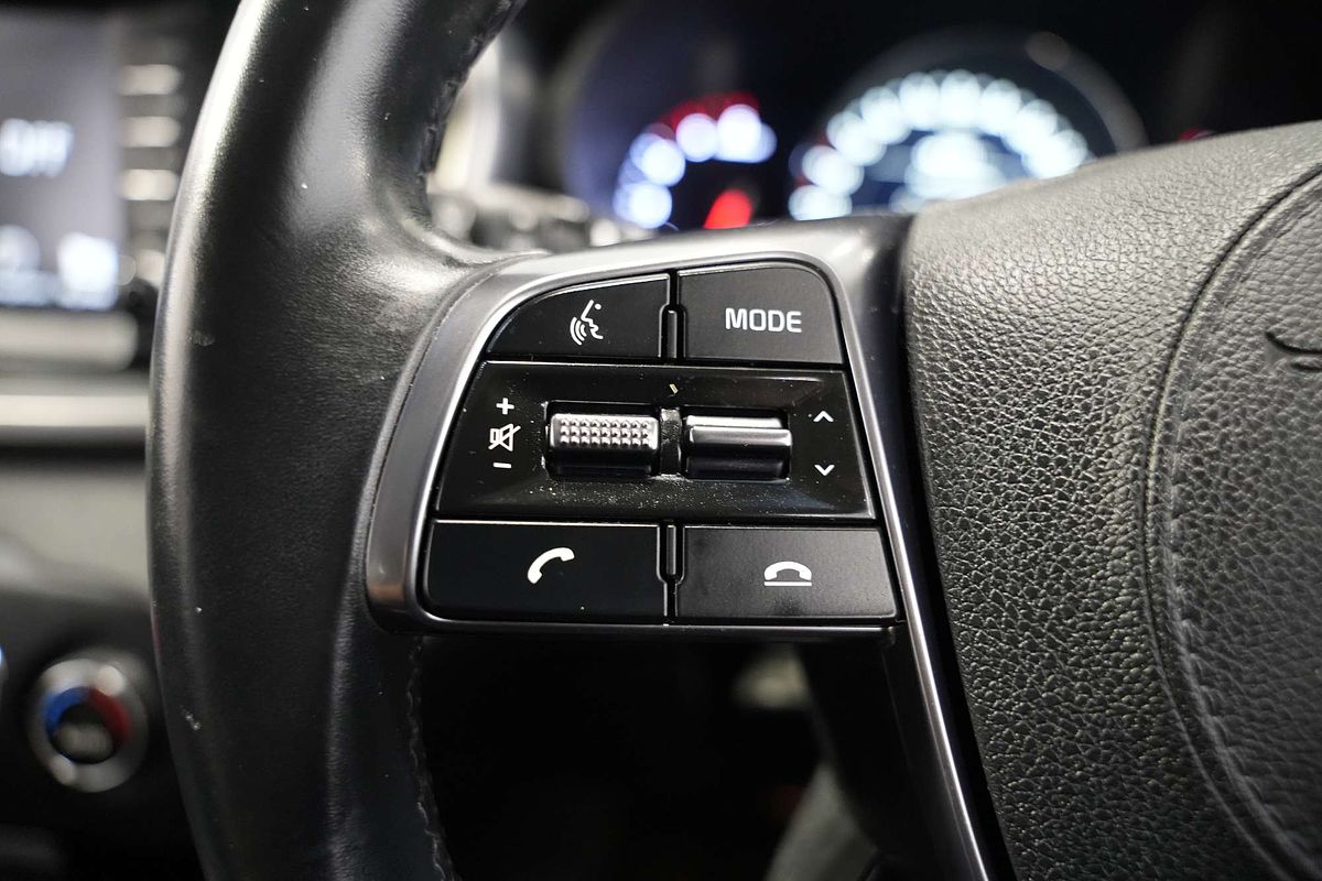 2018 Kia Sorento SLi UM