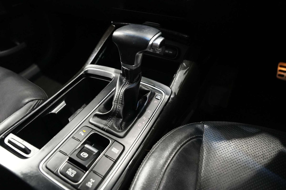2018 Kia Sorento SLi UM