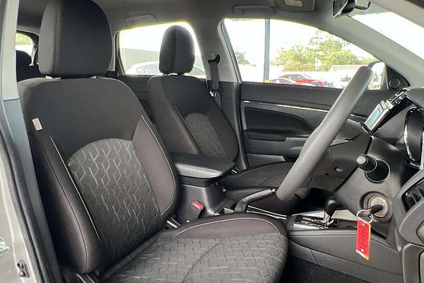 2024 Mitsubishi ASX ES XD
