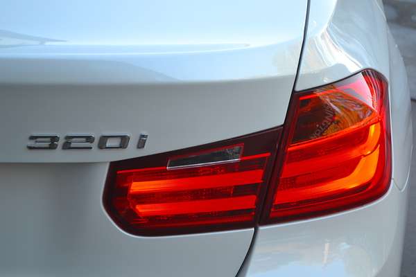 2012 BMW 3 Series 320i F30
