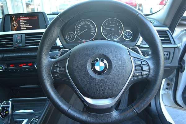 2012 BMW 3 Series 320i F30