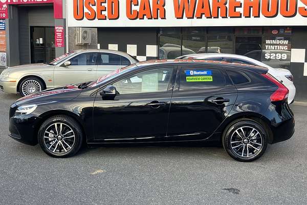 2016 Volvo V40 D2 Momentum M MY17