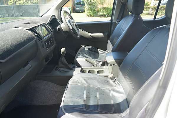 2011 Nissan Navara RX (4x2) D40 MY11 Rear Wheel Drive