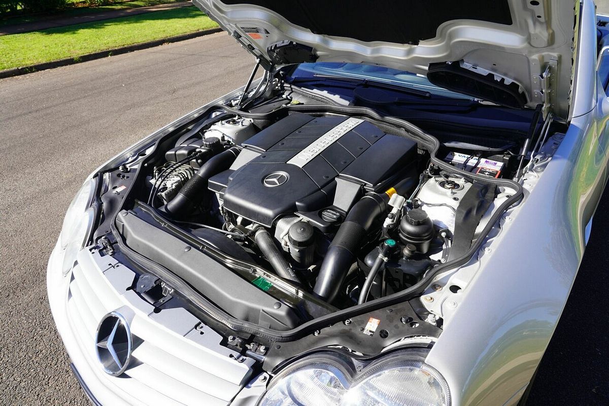 2003 Mercedes-Benz SL500 R230