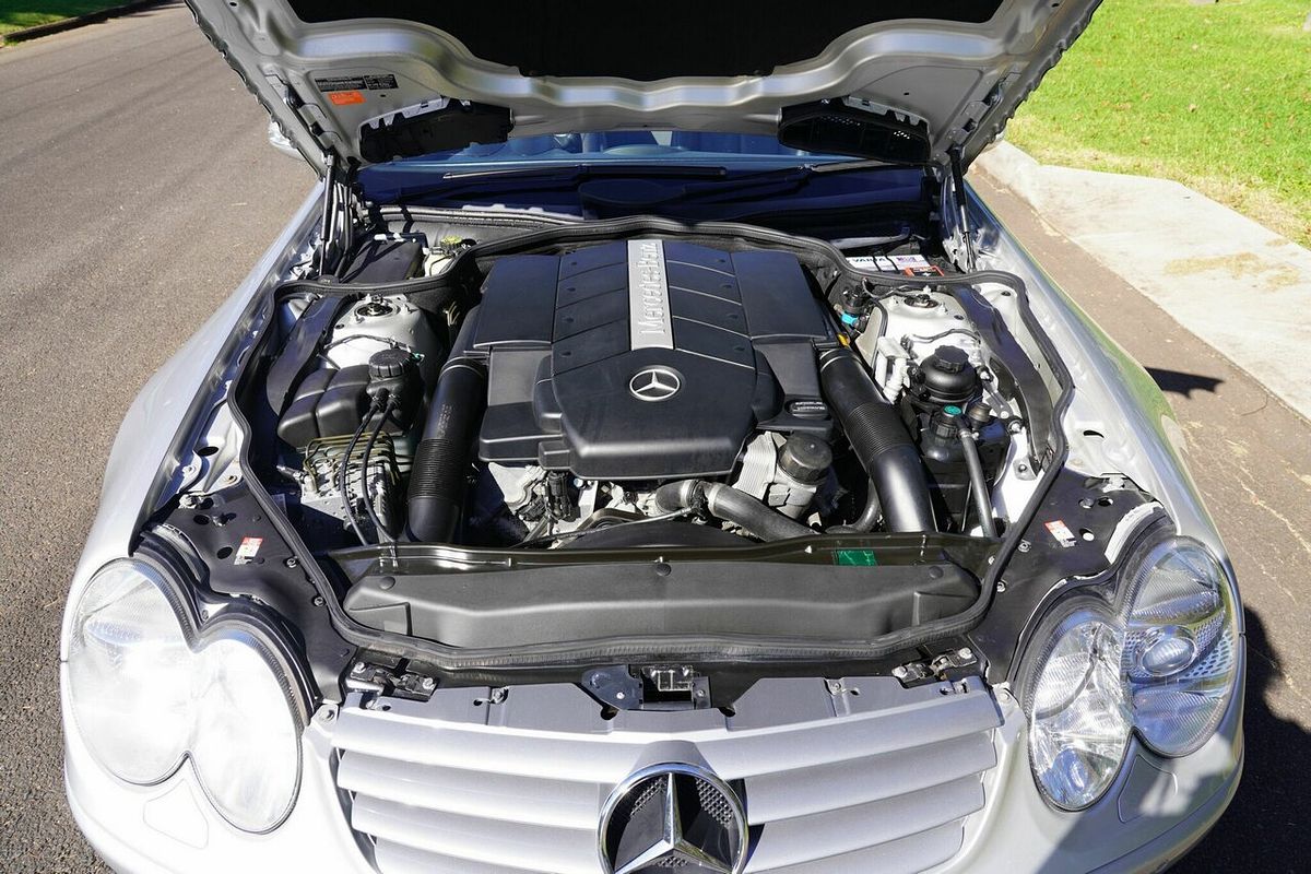 2003 Mercedes-Benz SL500 R230