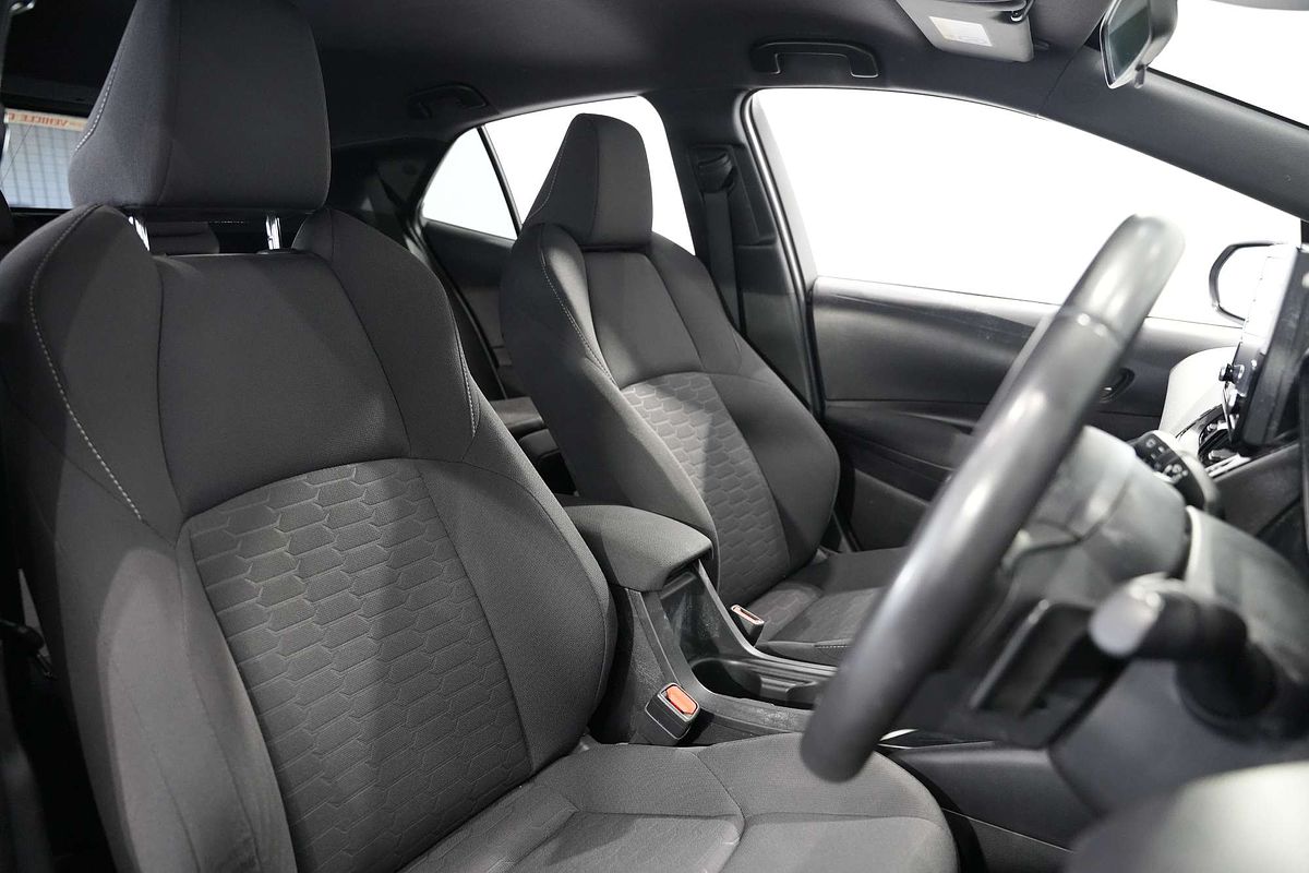 2022 Toyota Corolla SX MZEA12R