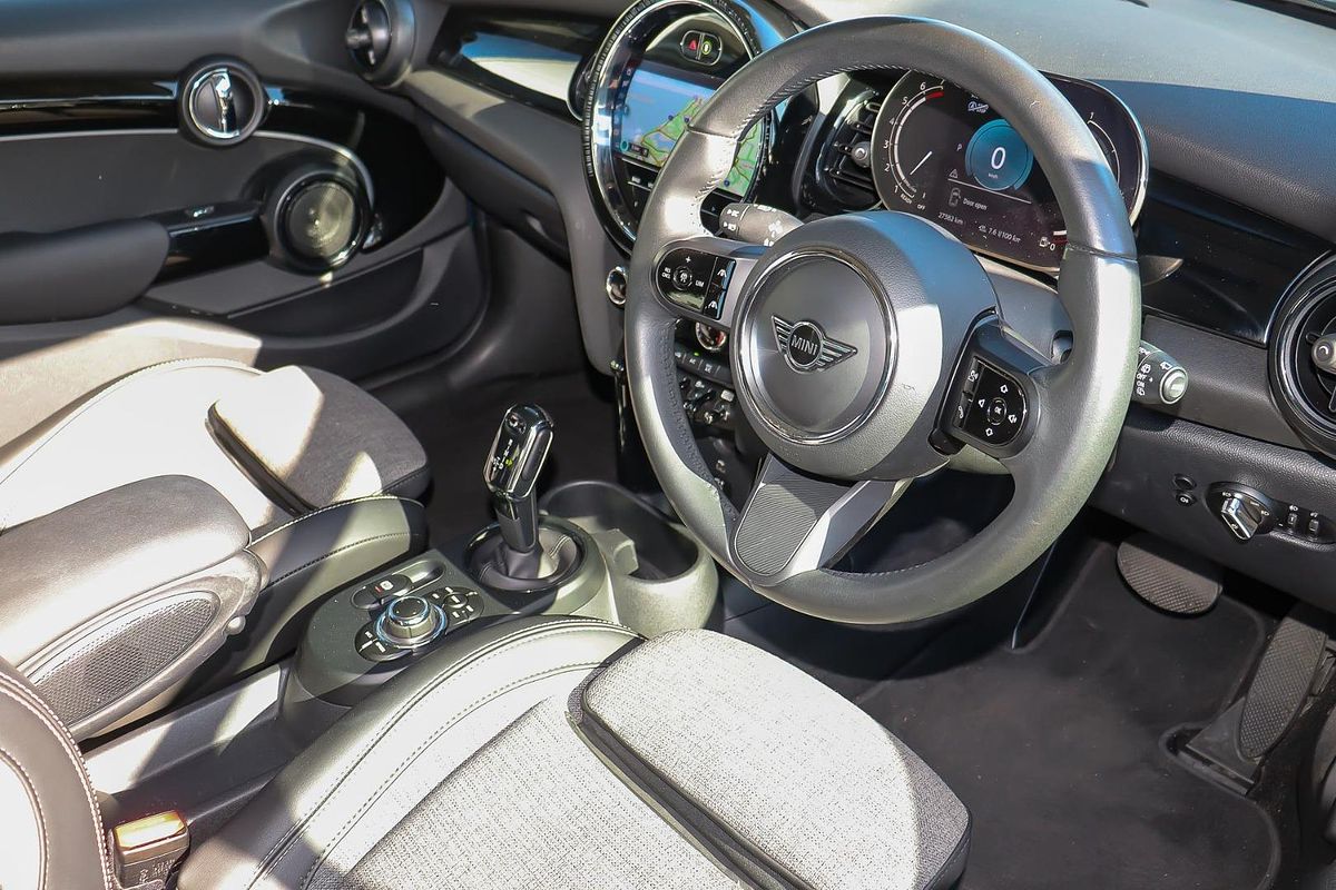 2021 MINI Hatch Cooper Classic F56 LCI