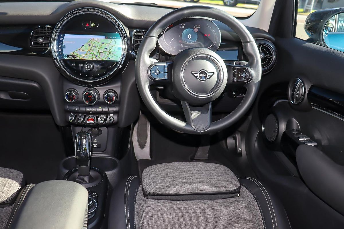 2021 MINI Hatch Cooper Classic F56 LCI