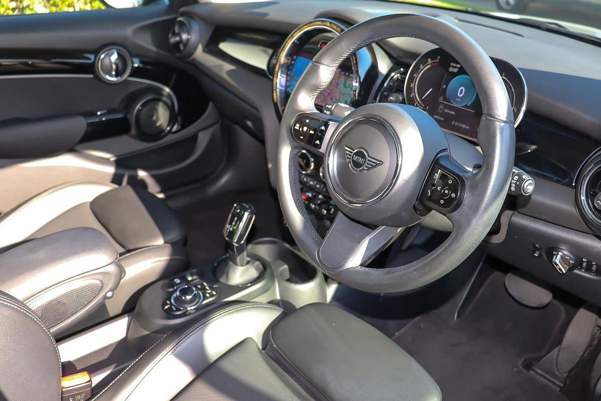 2021 MINI Hatch Cooper Classic F56 LCI