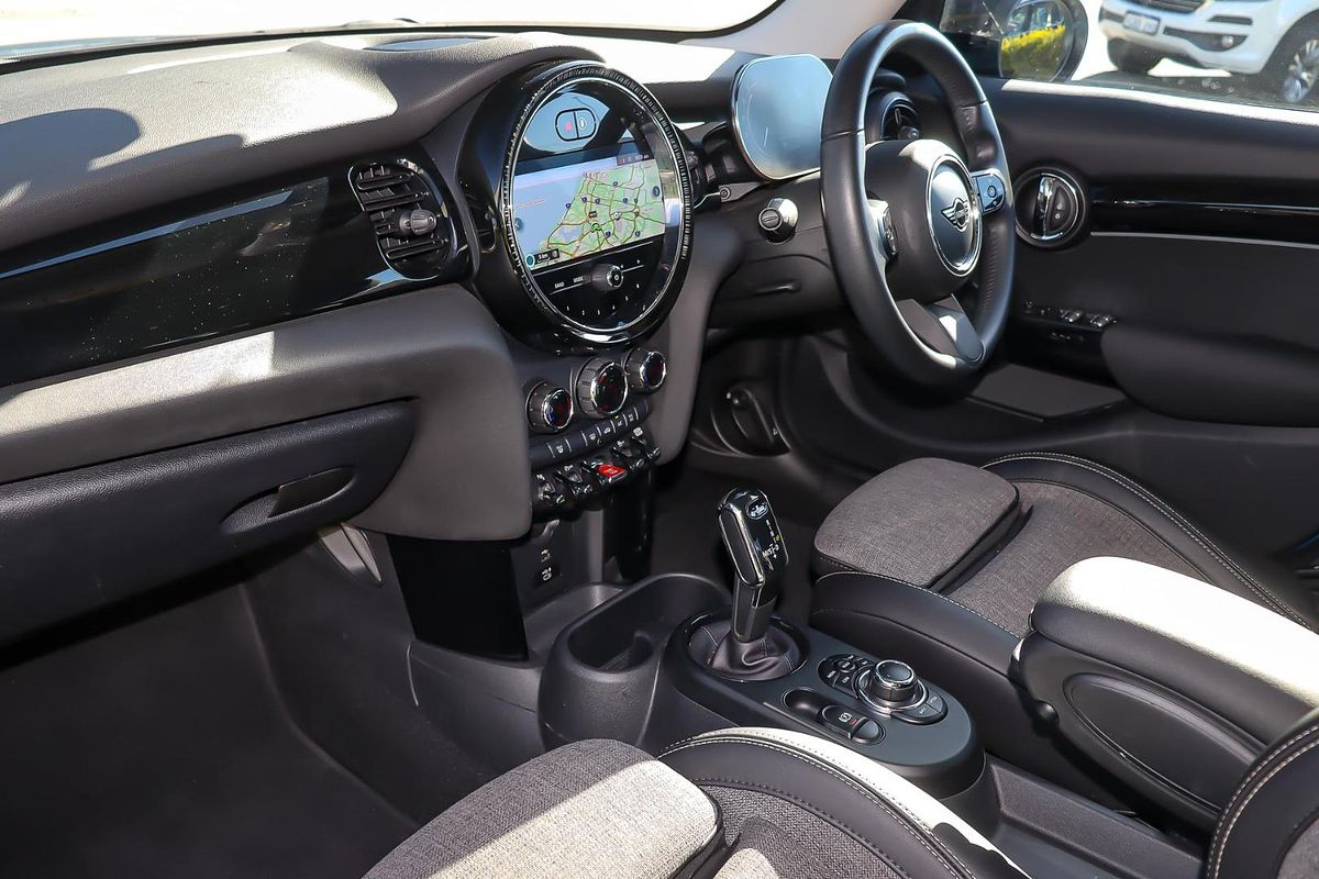 2021 MINI Hatch Cooper Classic F56 LCI