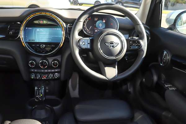 2021 MINI Hatch Cooper Classic F56 LCI