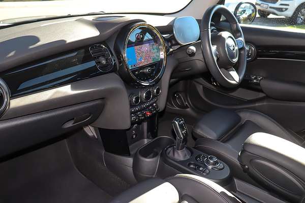 2021 MINI Hatch Cooper Classic F56 LCI