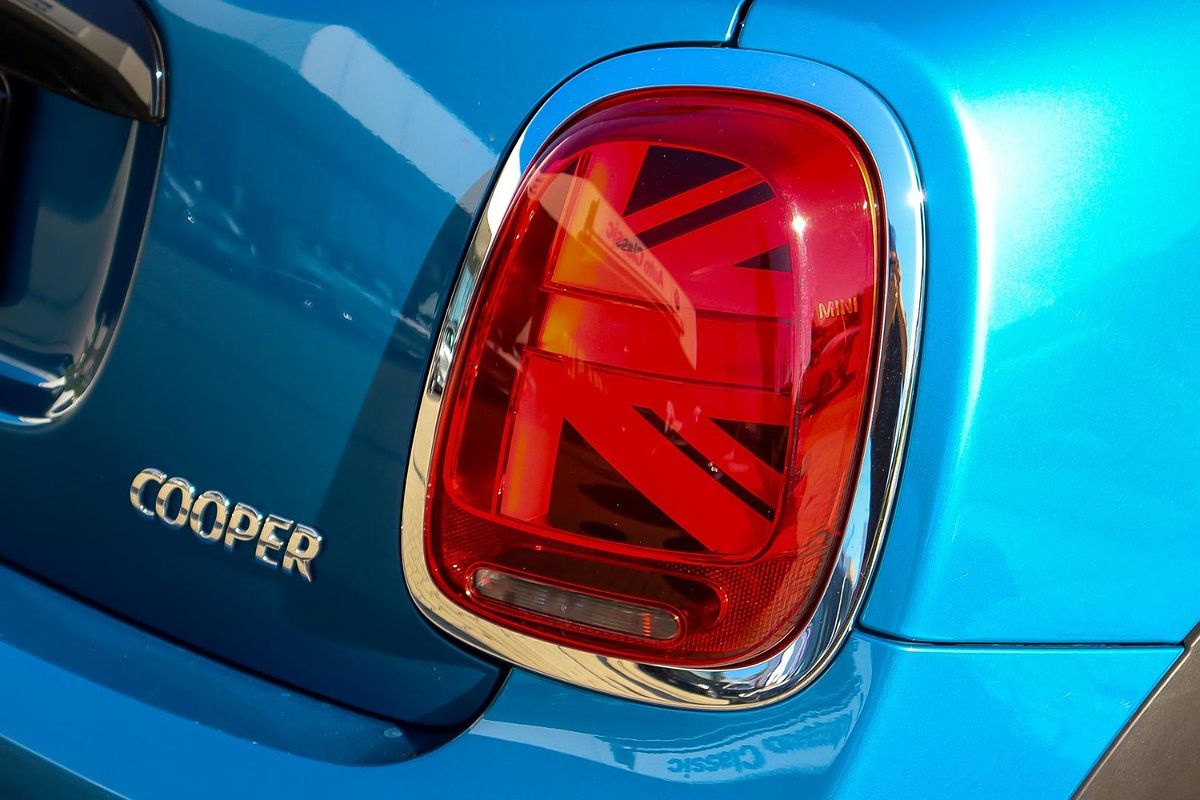 2021 MINI Hatch Cooper Classic F56 LCI